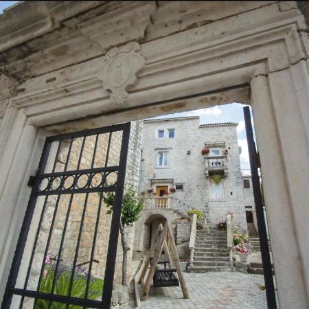 Studios Kadena Trogir - 18Th Century Stone House المظهر الخارجي الصورة