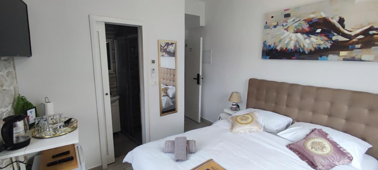 Studios Kadena Trogir - 18Th Century Stone House المظهر الخارجي الصورة