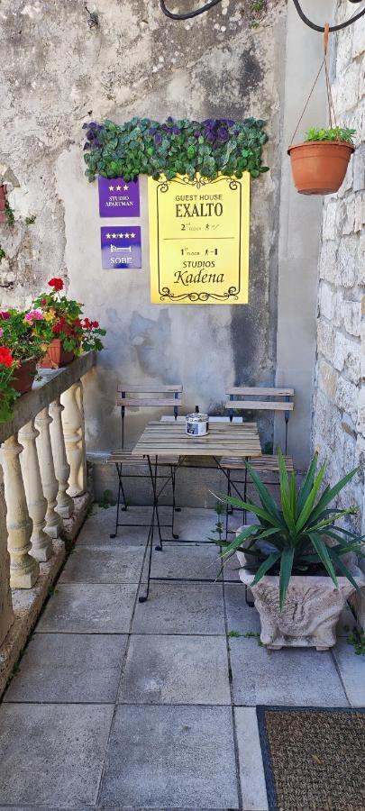 Studios Kadena Trogir - 18Th Century Stone House المظهر الخارجي الصورة